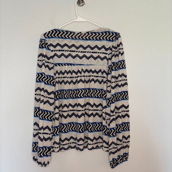 MISA Pullover Top Womens Small Off White Blue Tassel Balloon Sleeve Stretch - Picture 4 of 4